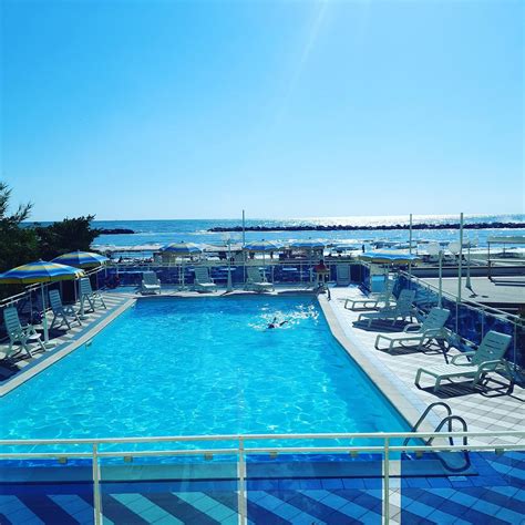 FAMILY CLUB HOTEL BIKINI & TROPICANA (AU$220): 2022.